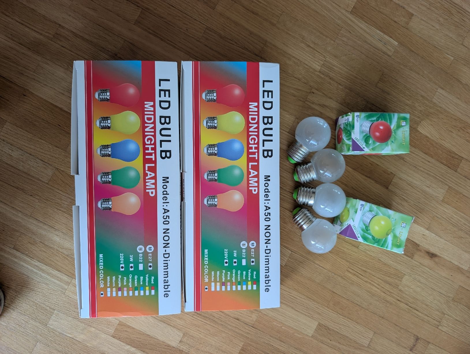 Lichterketten & Leisten: LED String Lights Multicolor Outdoor 12m 10 bulbs – Gebraucht aus Zürich von morgannpz 2