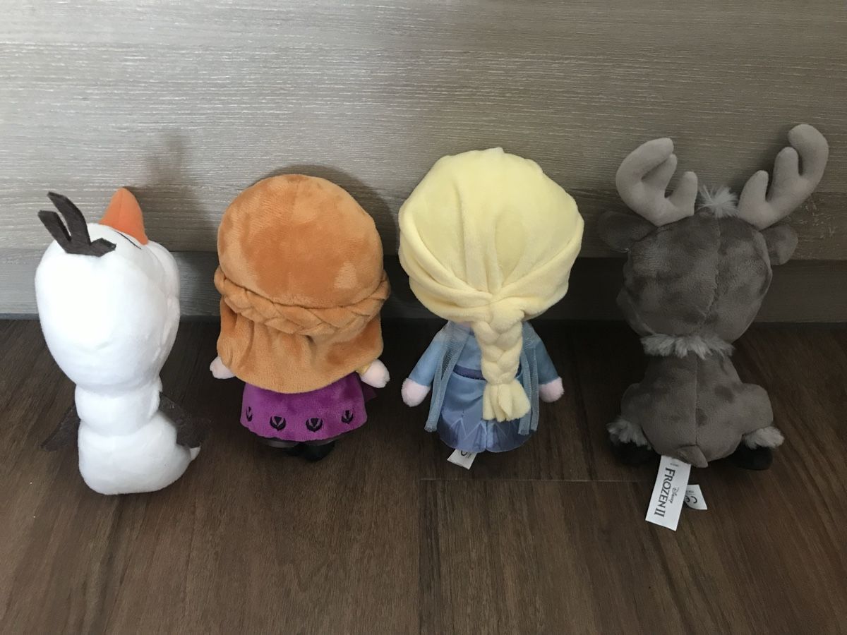 Disney Spielzeuge: FROZEN ORIGINAL PLÜSCHFIGUREN – Gebraucht aus Bern von Tres_Calas43860 1