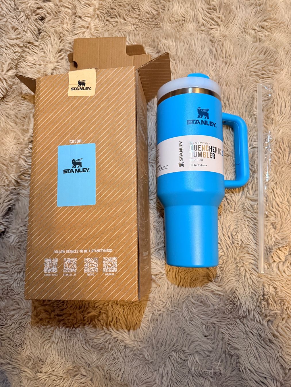 Stanley Borracce & Thermos: Stanley Quencher 1.18L Neuf! – Nuovo e nell'imballaggio originale da Lausanne venduto da PANDA7 1