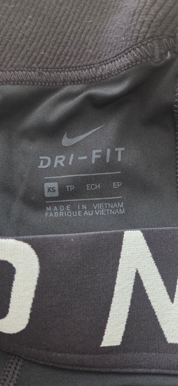 Nike Leggings: Leggins Nike – Neu (gemäss Beschreibung) aus Belp von mar_wyp6 4