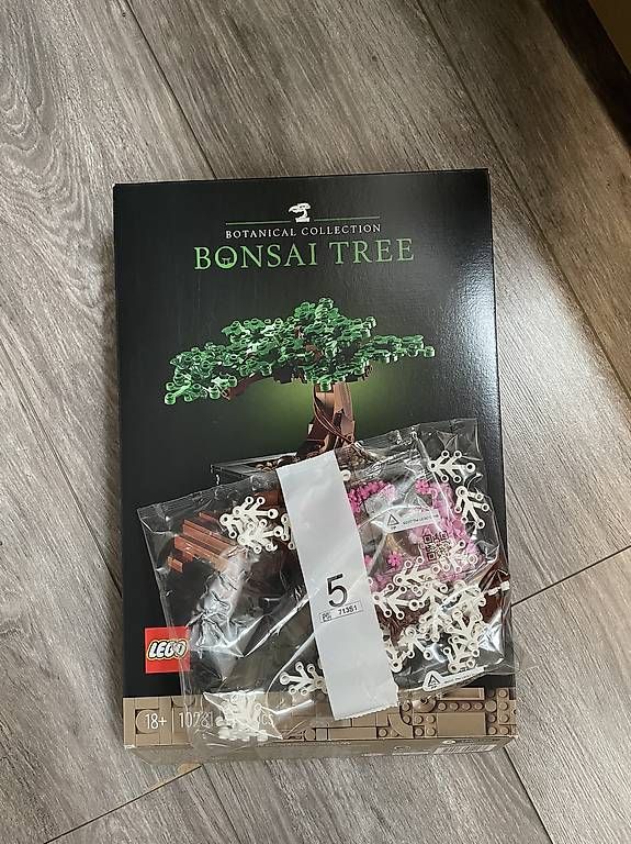 Lego Kit di costruzioni: LEGO Bonsaï Tree 10281 – Usato da Vésenaz venduto da Nephrax