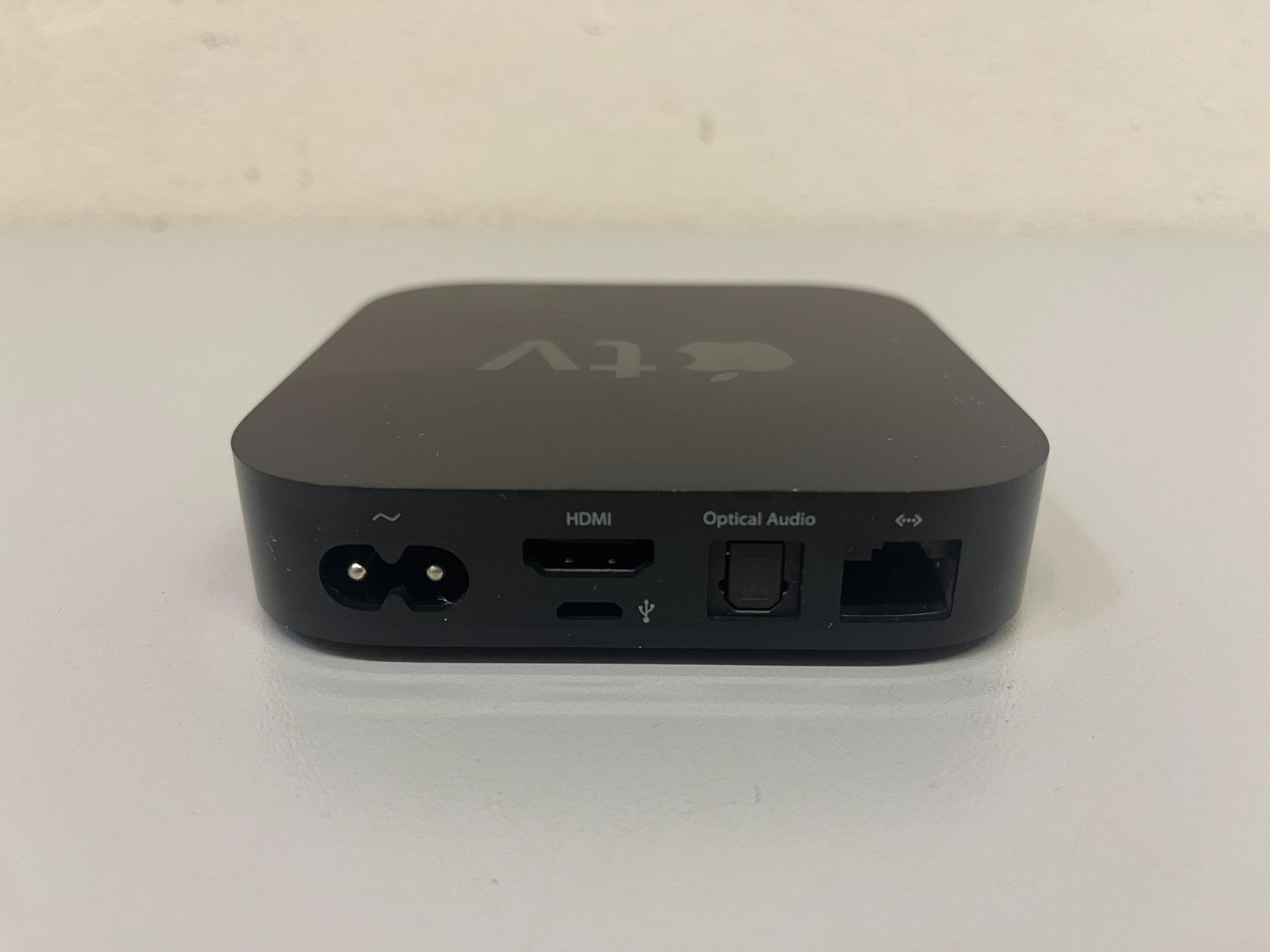 Apple Multimediaplayer & Streamer: Apple TV 3. Generation (A1427) – Gebraucht aus Hochdorf von av-electronics 3