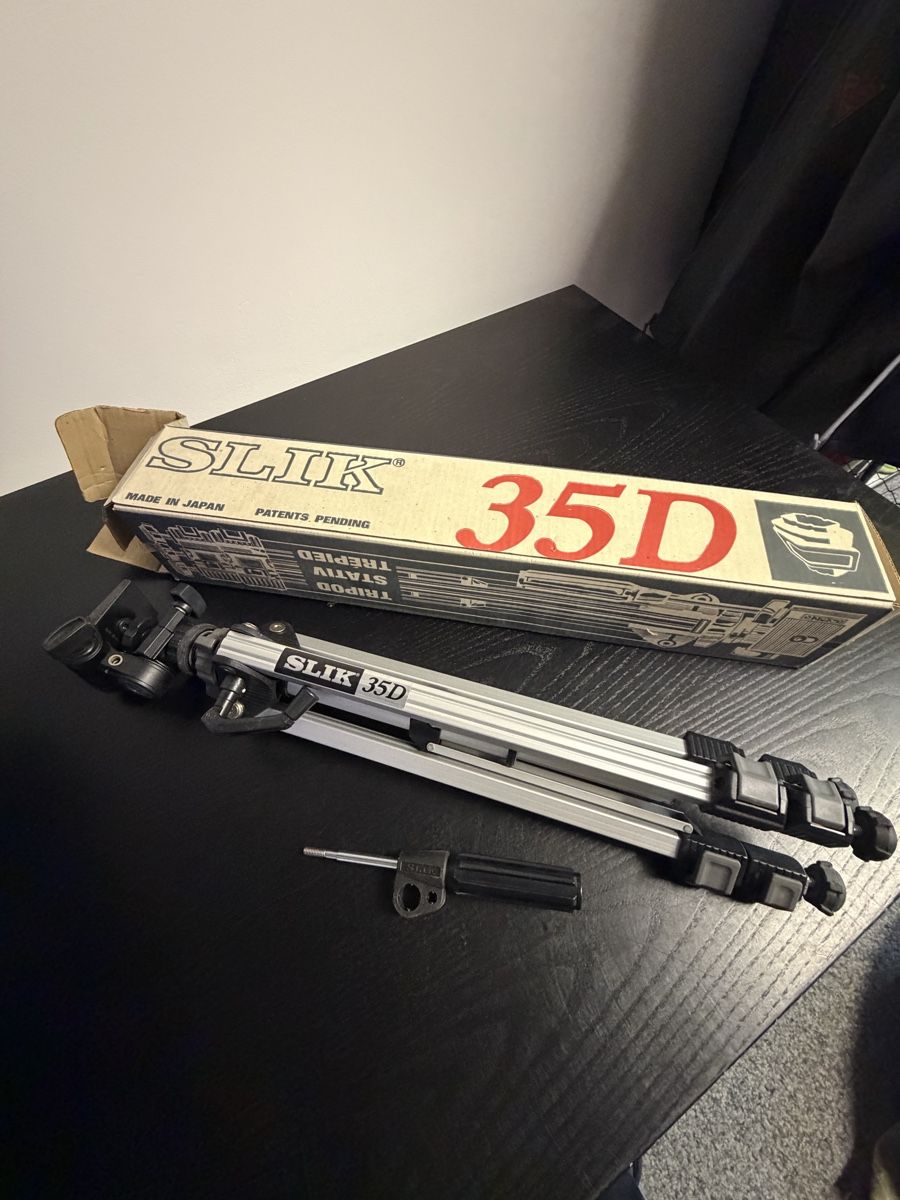 Treppiedi & Teste: Stativ / Tripod Aluminium – Usato da Wildegg venduto da Ninoschaerer2000