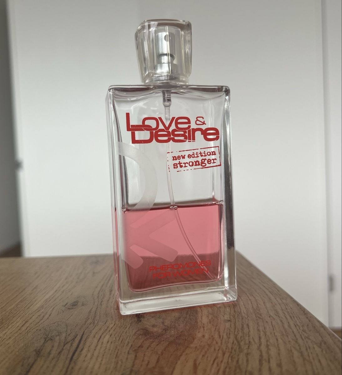 Profumi & Eau de Toilette: Love & Desire Pheromon Duft, NEW Edition, Stronger – Usato da Rapperswil SG venduto da zani_st