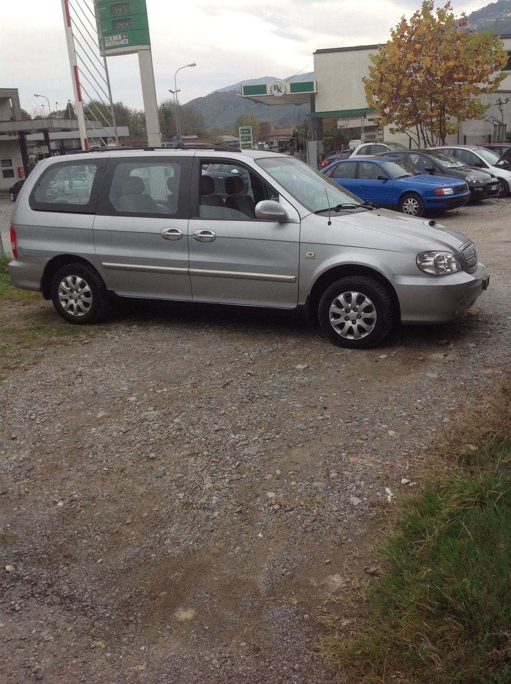Kia Automobili: Kia Carnival 2.9 crdi – Usato da Chiasso venduto da hir_p6yj 2