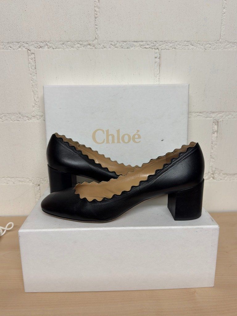 Chloé Chaussures femmes: Chloe Pumps Leder mit Blockabsatz – D'occasion à Dübendorf par ilazzi