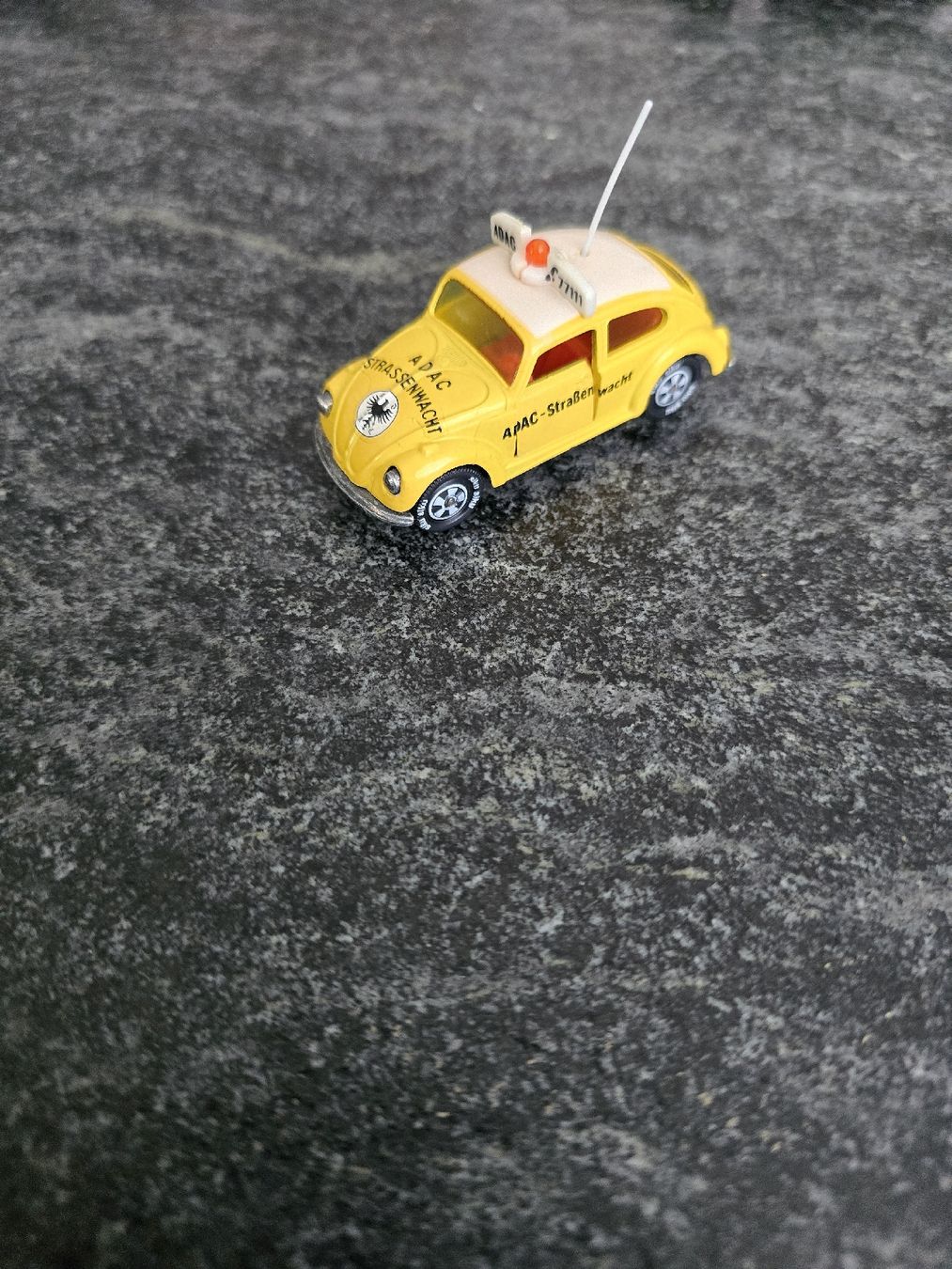 Siku Voitures modèles: Siku VW Käfer 1300 ADAC Einsatzfahrzeug – D'occasion à Weiach par KissGearSwiss96