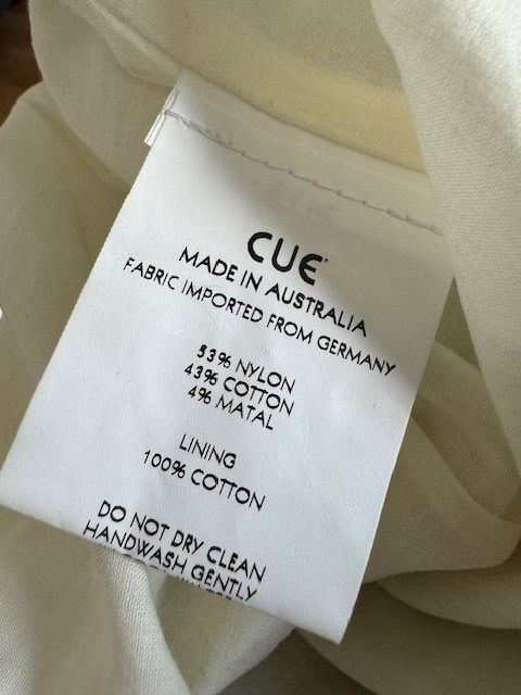 Kleider: Elegantes Kleid Gr 34 cue – Gebraucht aus Wabern von adamovski 3