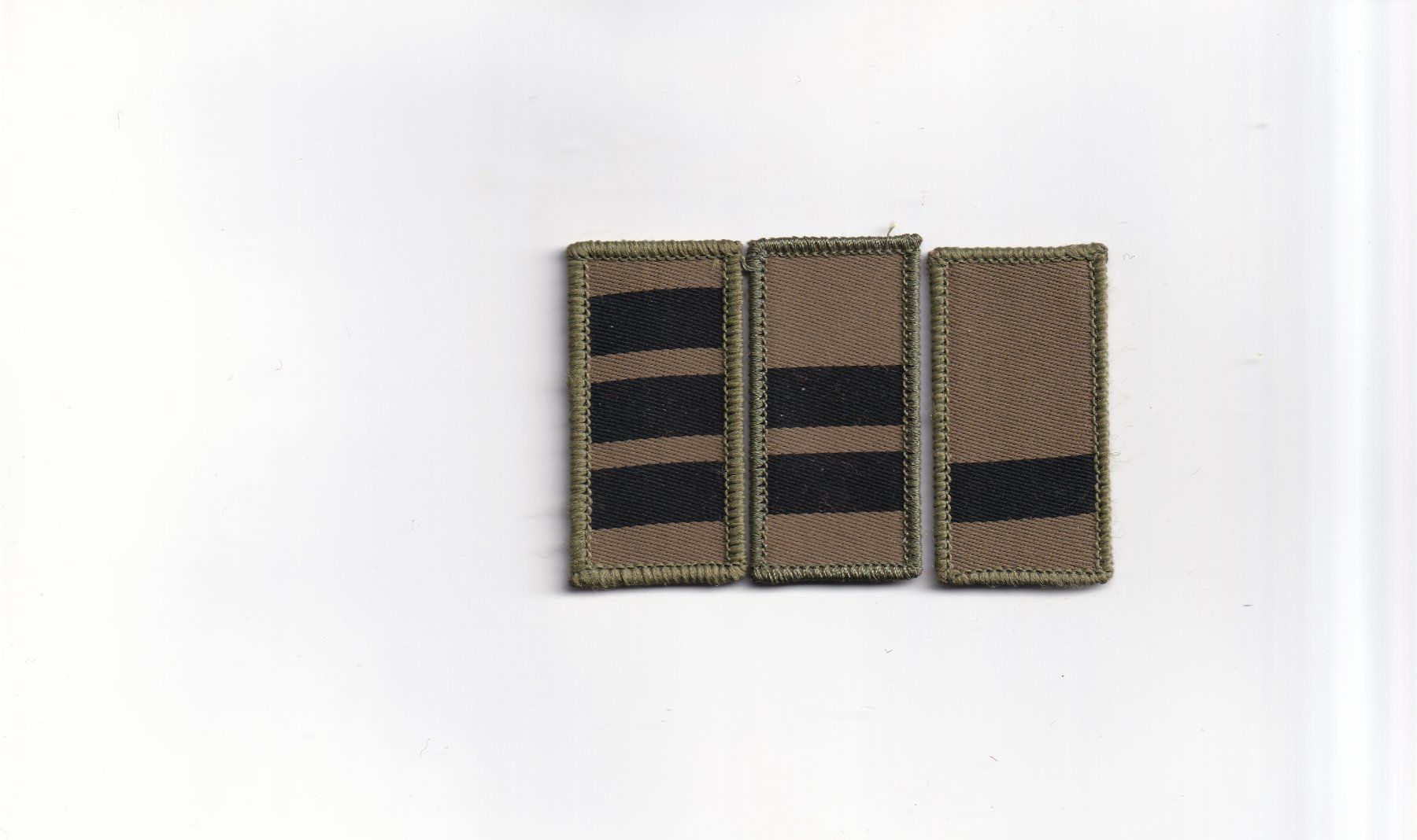 Armée suisse Plaquettes & Badges: 3 Klett Grad Abzeichen – Neuf (Voir description) à Felben-Wellhausen par Badge95