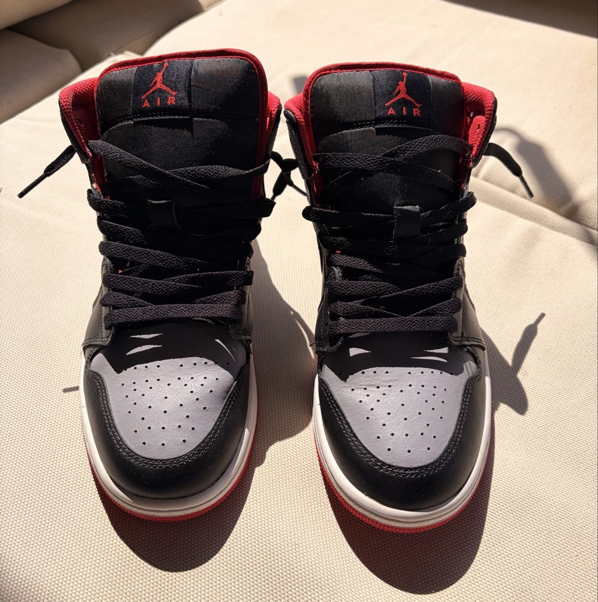 Jordan Chaussures hommes: Air Jordan one mid  – D'occasion à Echallens par xav_tq6m 3