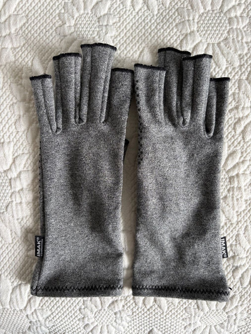 Guanti & manicotti: IMAK Compression Handschuhe Gr, M – Nuovo (secondo la descrizione) da Gossau SG venduto da Black-Queen