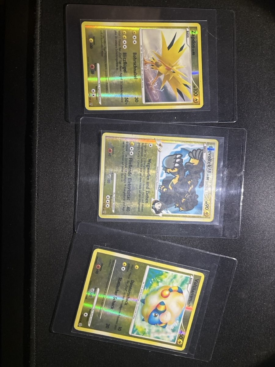 Pokémon Cartes à collectionner: Pokemon Karten Zapdos,Elevoltek, Voltilamm Vintage – D'occasion à Anglikon par raf_7sml