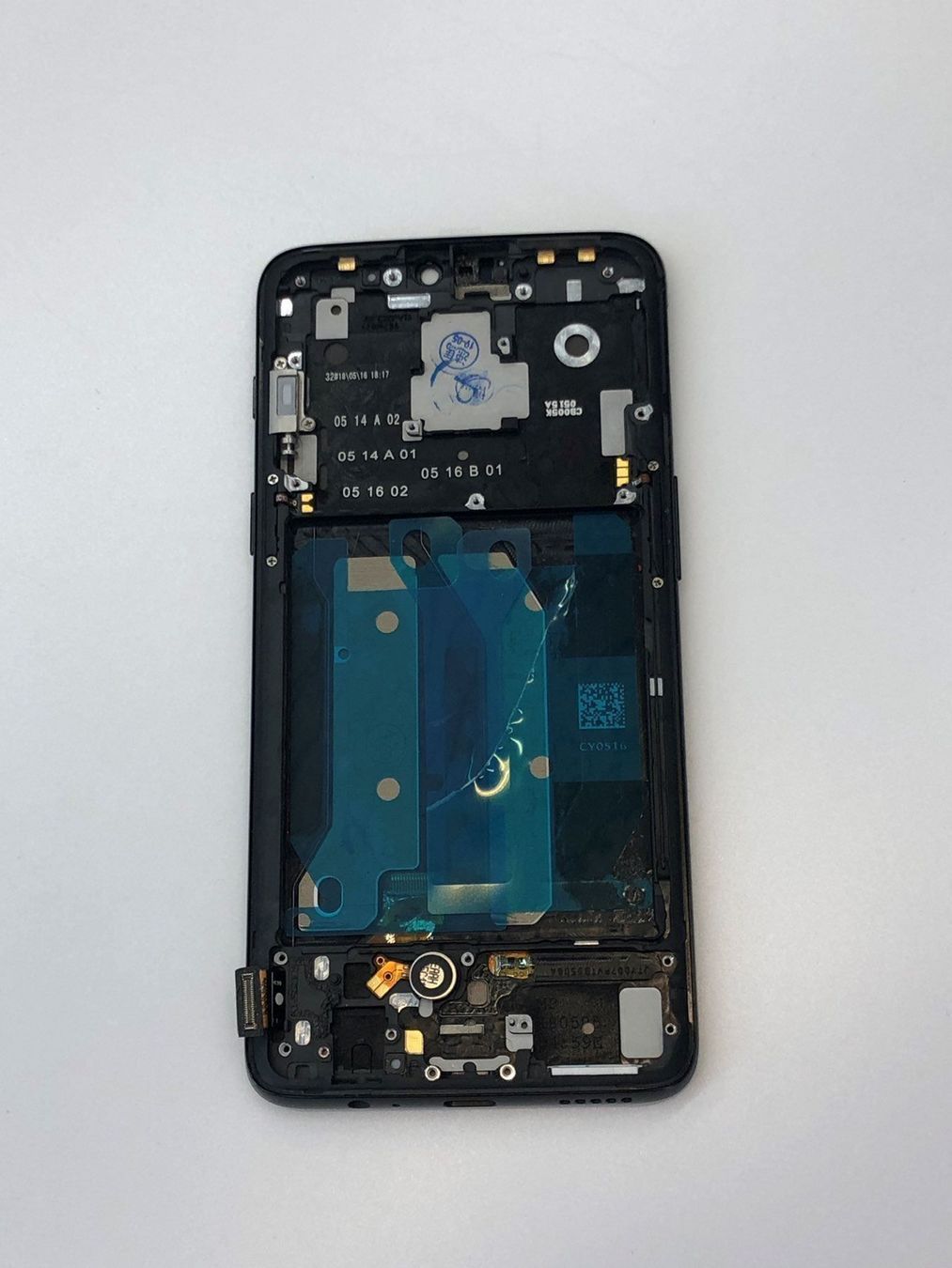 OnePlus Telefoni cellulari / Smartphones: OnePlus 6 Display mit Rahmen – Nuovo e nell'imballaggio originale da bern venduto da reptechnic