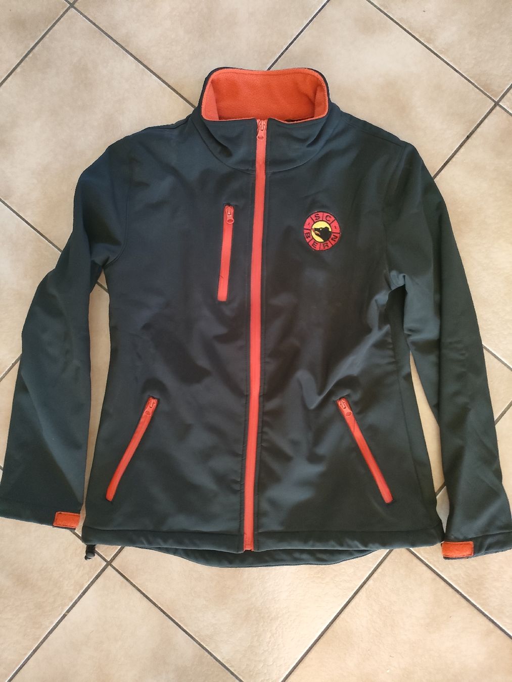 Giacche: SC Bern SCB Softshelljacke – Usato da Schwanden Sigrisw venduto da pho_2mc9