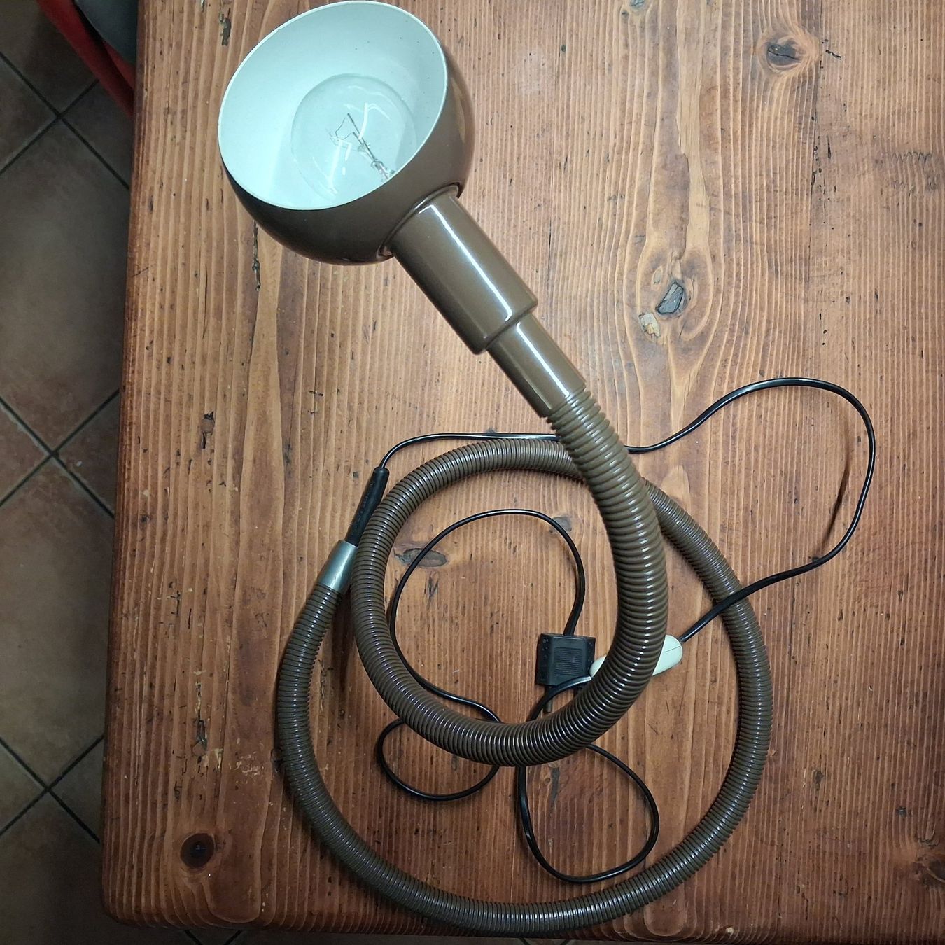 Valenti Luce Lampade: Lampada Velenti Hebi lunga – Usato da Personico venduto da rpi_n6hp 1