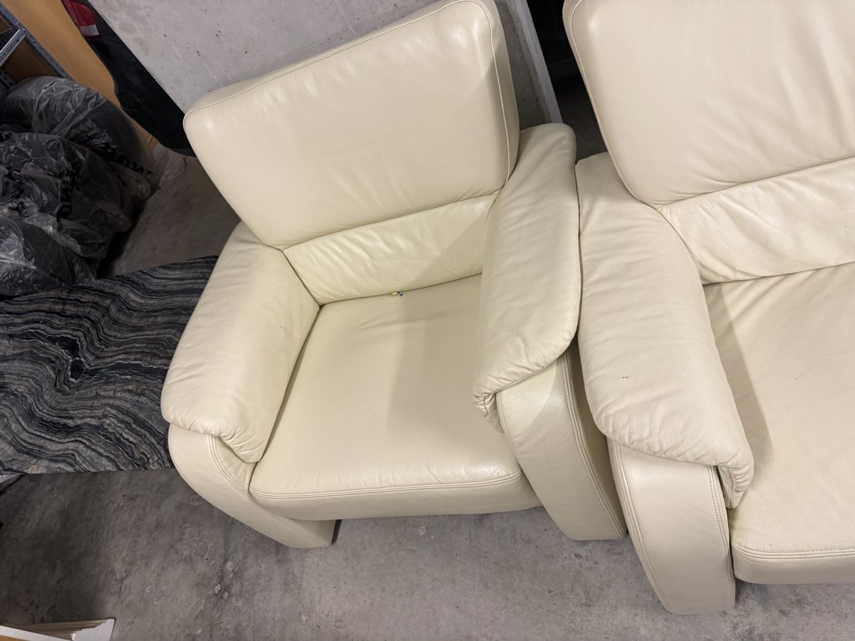 Sofas: 3/2/1er Sofa Ledersofa Beige – Gebraucht aus Kirchdorf AG von S.I.. 2