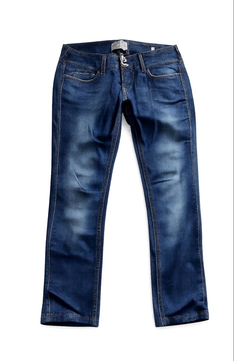 Kleiderpakete: 3x Jeans Bundle Größe M – Gebraucht aus Schaffhausen von rot_yyy7 1