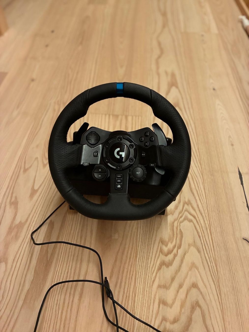 PC: Logitech Lenkrad und Gaspedal G923 – Usato da Elm venduto da mrhy 1