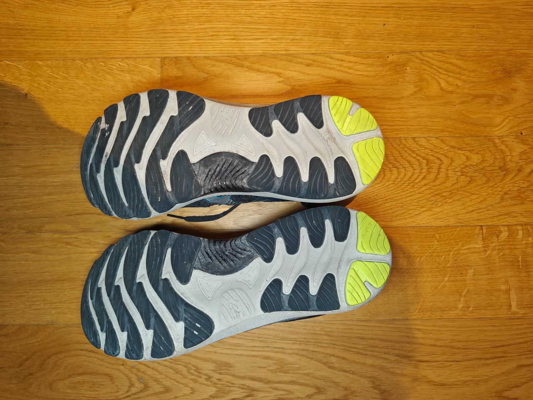 Chaussures hommes: Asics Gel Nimbus 23 – D'occasion à Wetzikon ZH par 84Discuits14 1