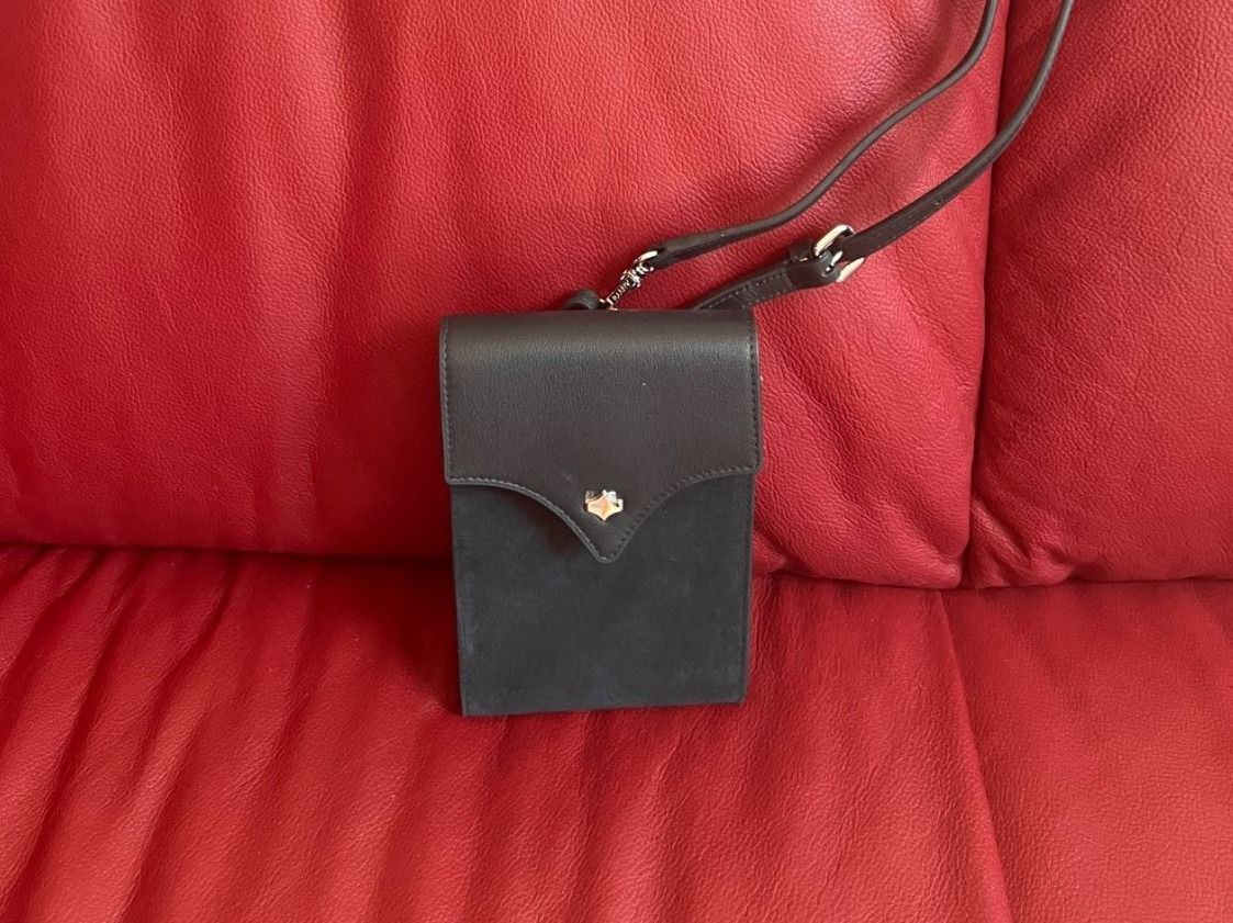 Borse da donna: Eine kleineTasche von Any Di – Nuovo (secondo la descrizione) da Zumikon venduto da jensbehlau81
