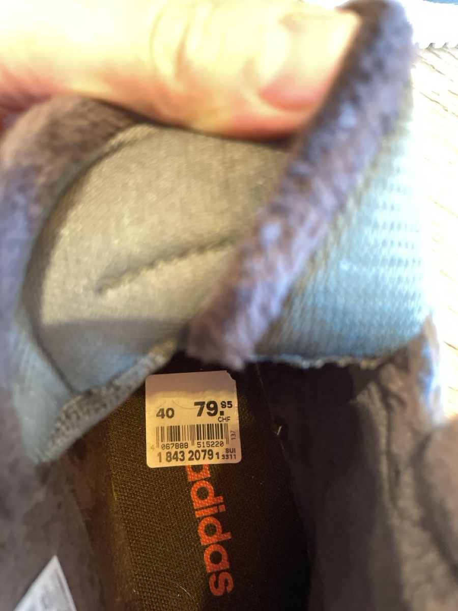 Adidas Scarpe per ragazzi: Warme Schuhe 40 – Usato da Schangnau venduto da sun39 2