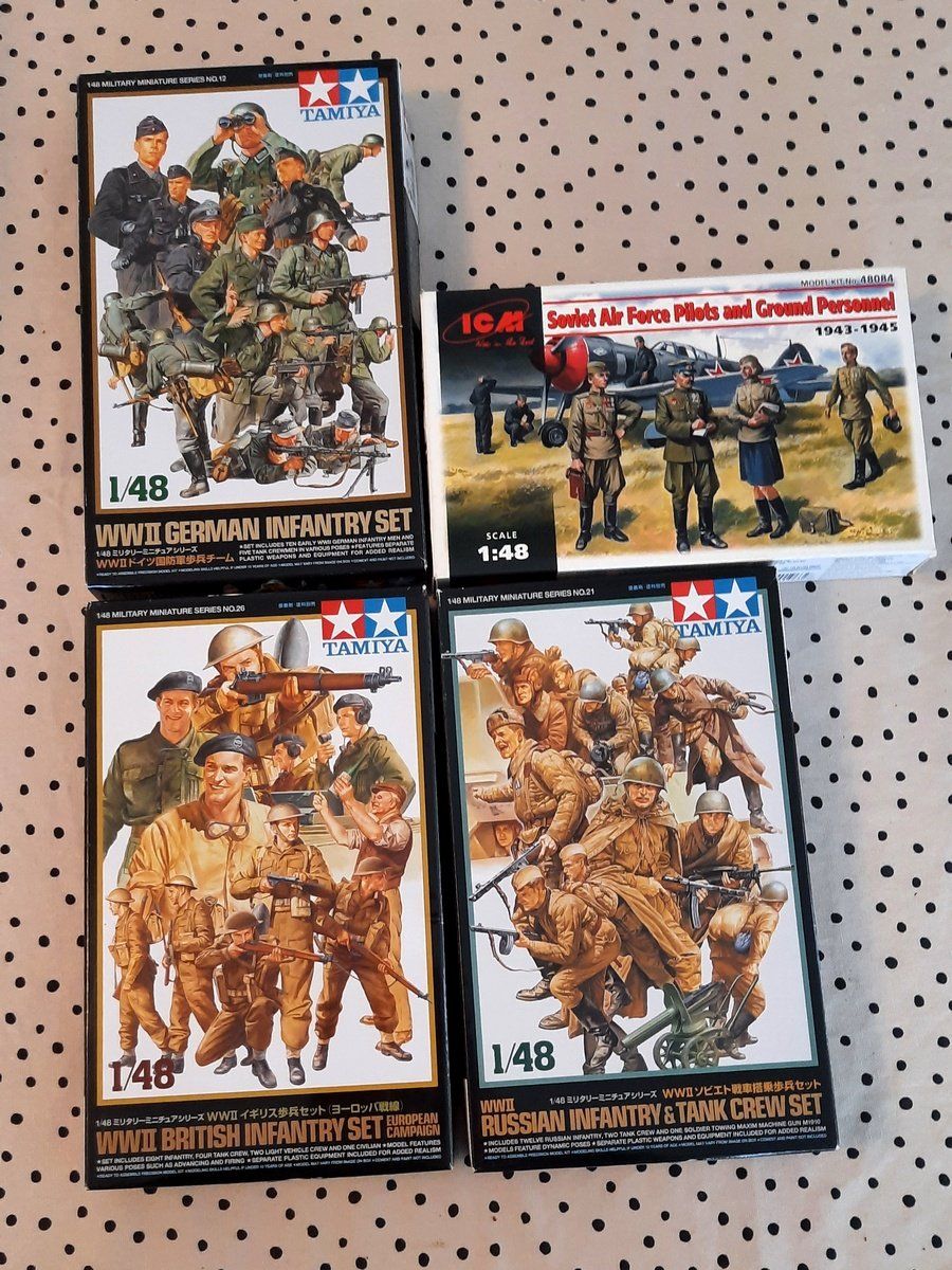 Set de figurines Tamiya et ICM, 1/48 (Gebraucht) in Châtel-St-Denis für ...