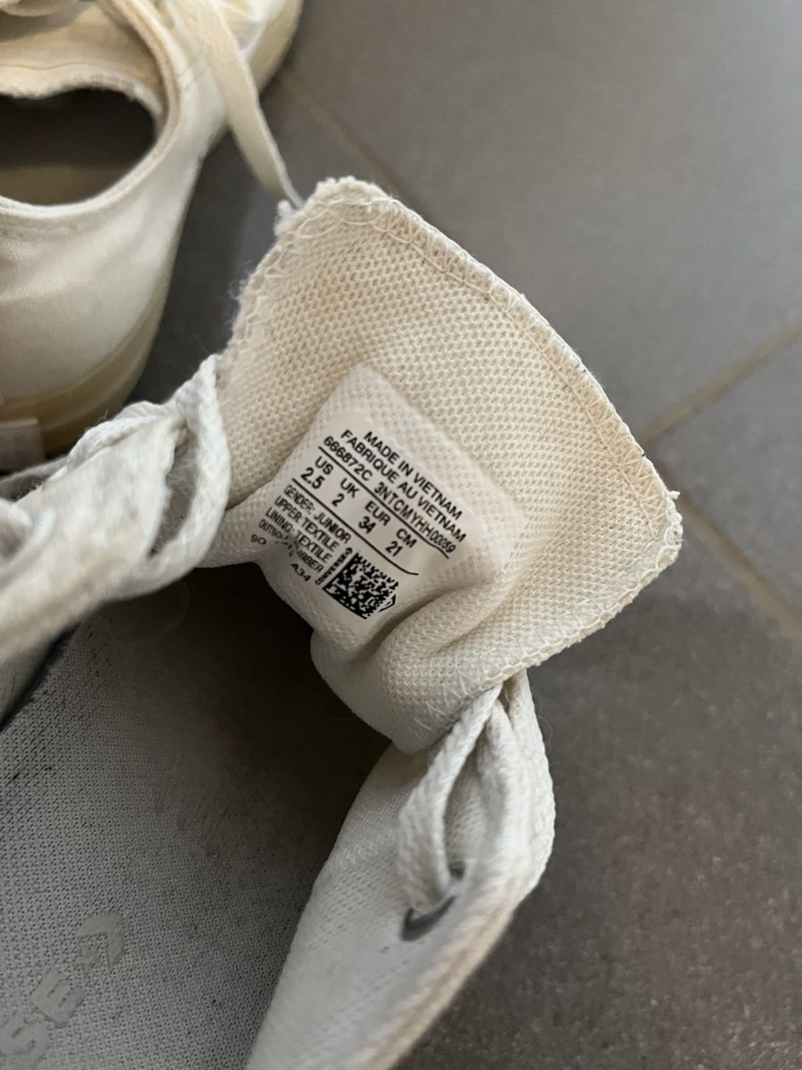 Converse Damenschuhe: Converse weiss mit Schimmersohle 34 – Neu (gemäss Beschreibung) aus Birrwil von vanyboo 5
