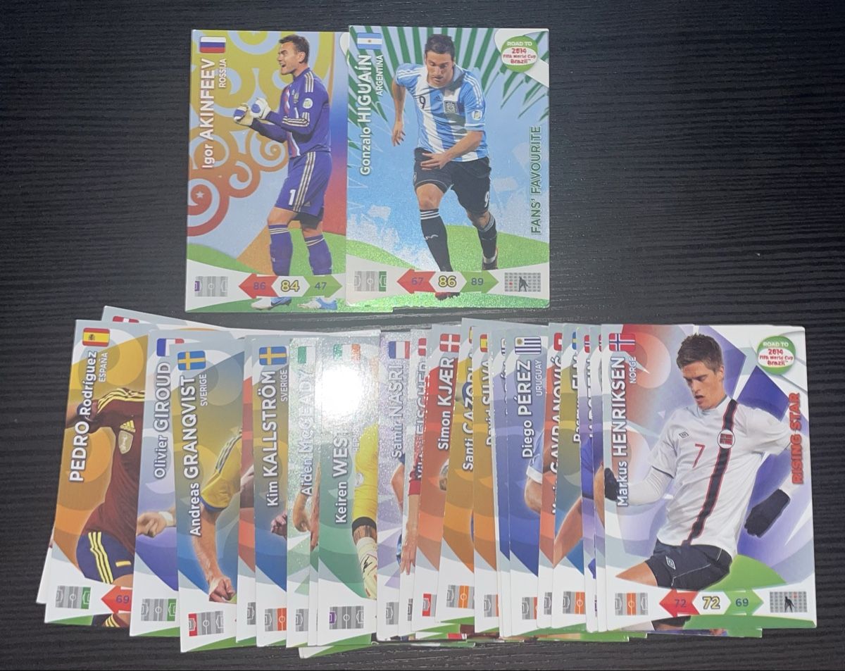 Panini Carte collezionabili: FIFA WORLD CUP 2014 - 30 Karten – Usato da Lyss venduto da t.cardmarket