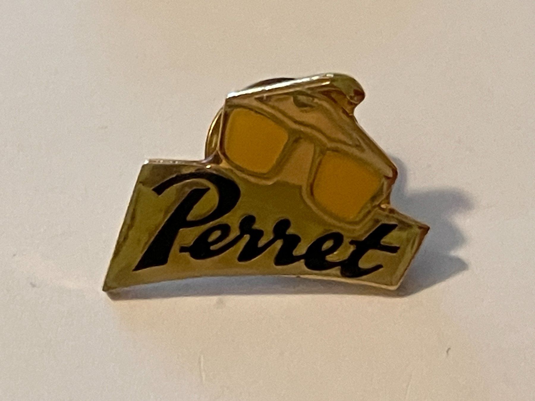 Placchette & Badge: 1 Pin Perret – Usato da Basel venduto da djwwpp