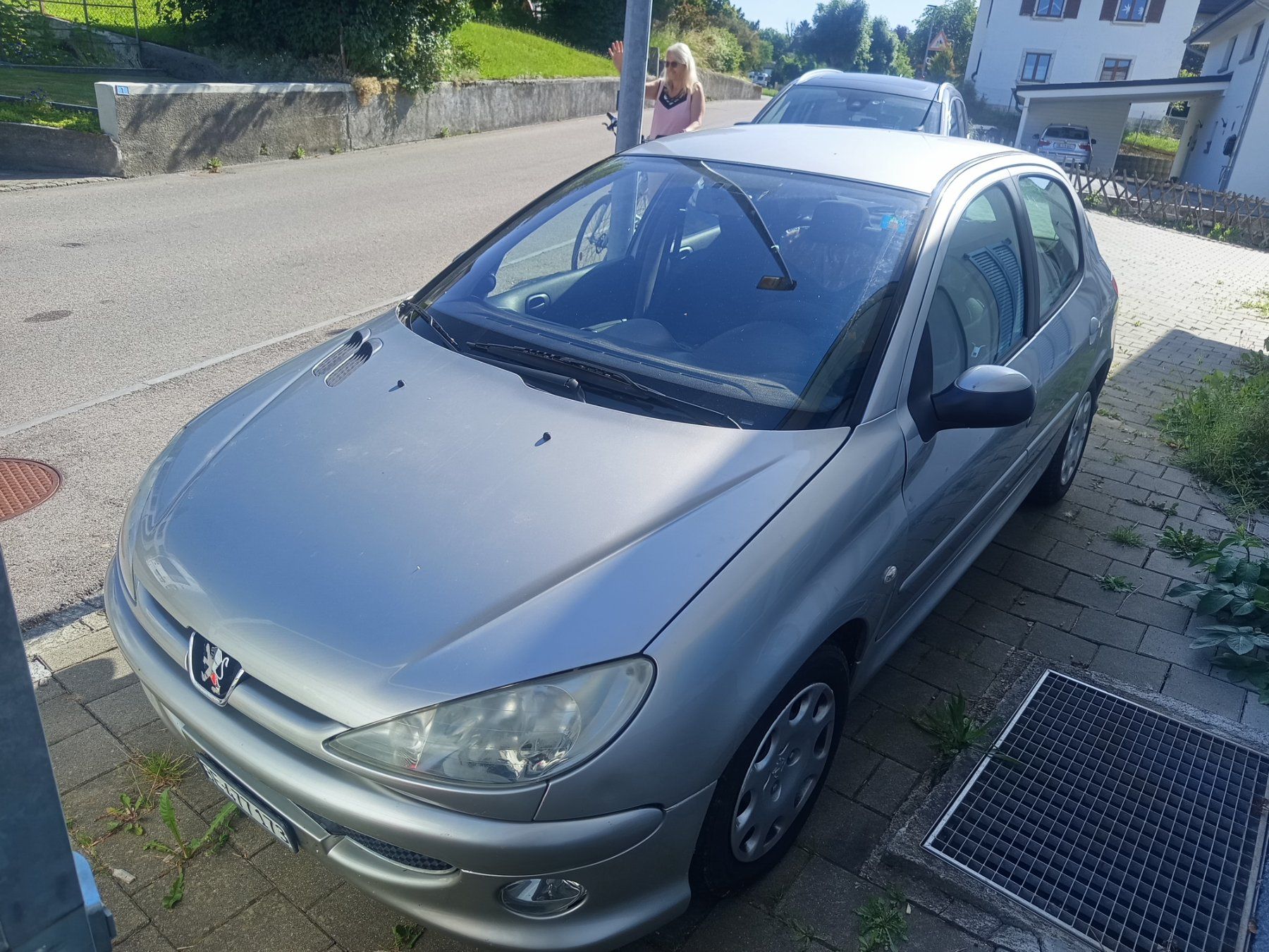 Peugeot Automobili: Peugeot 206  1.4I – Usato da Sonceboz-Sombeval venduto da Motard65 1