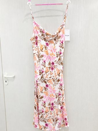 VILA Sommerkleid Gr. 42 – Blumenmuster – Neu mit Etikett