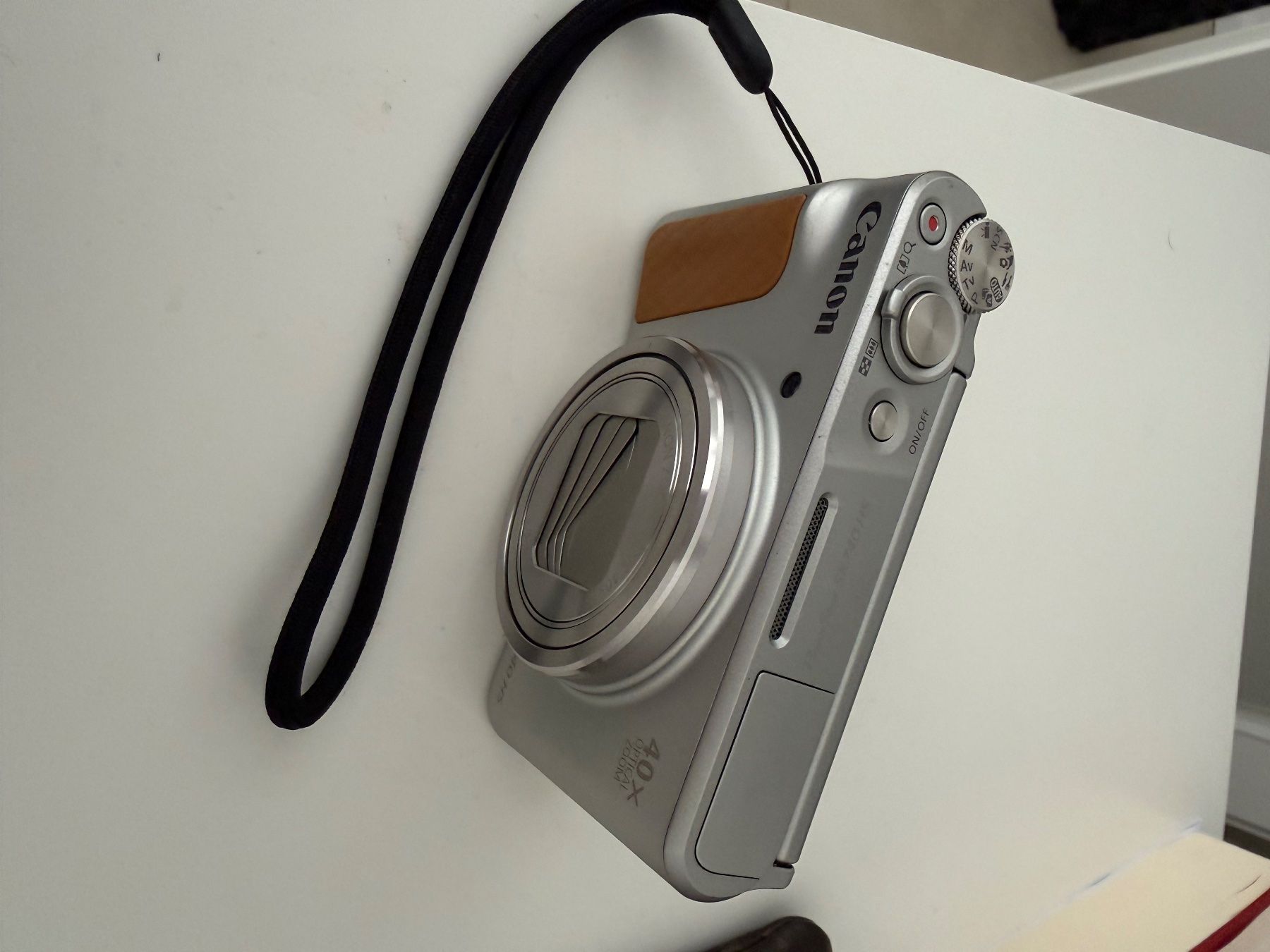 Canon Kamera: Canon SX740 HS argento 40x – Gebraucht aus Locarno von jia_6db7 1