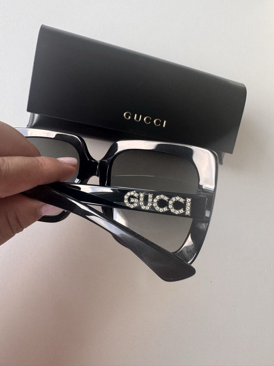 Gucci Occhiali & Lenti: Gucci Sonnenbrille mit crystal Logo schwarz – Nuovo e nell'imballaggio originale da Pfäffikon SZ venduto da EMMA0111 5