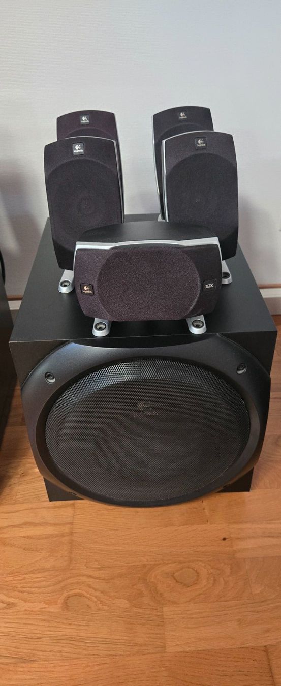 Logitech Heimkino: Système d'enceintes Logitech Z-5500, 5.1, THX – Gebraucht aus St-Prex von Yaugustin 1