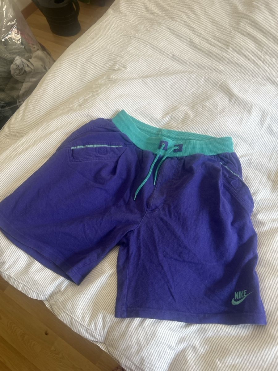 Nike Hosen: Nike Flight shorts – Gebraucht aus Bern von aev_lg7w