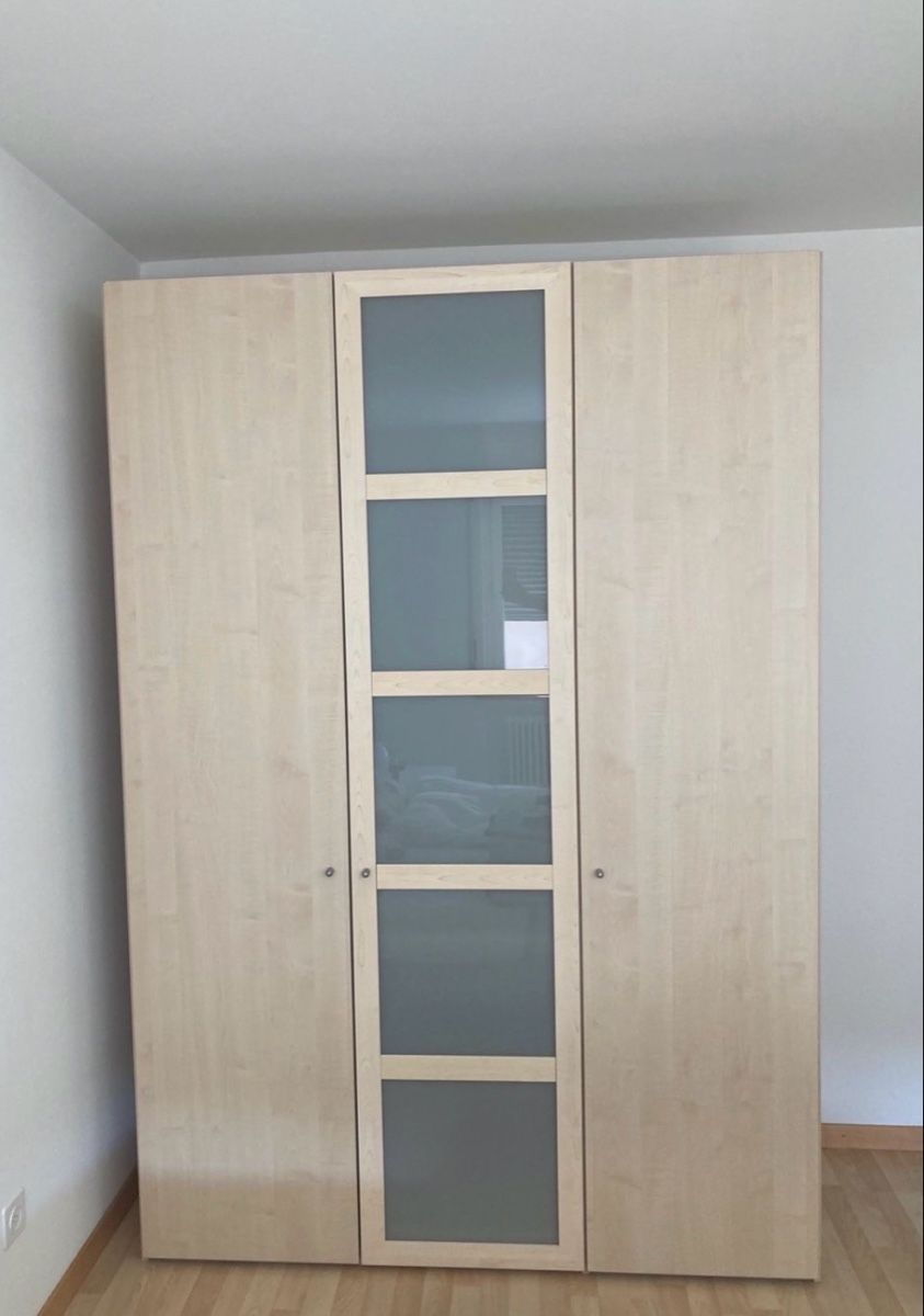 Armadi: Kleiderschrank in gutem Zustand – Usato da Spreitenbach venduto da aka_b56q