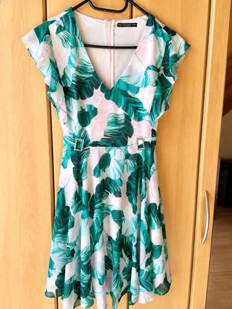 GUESS Sommerkleid – Grösse S