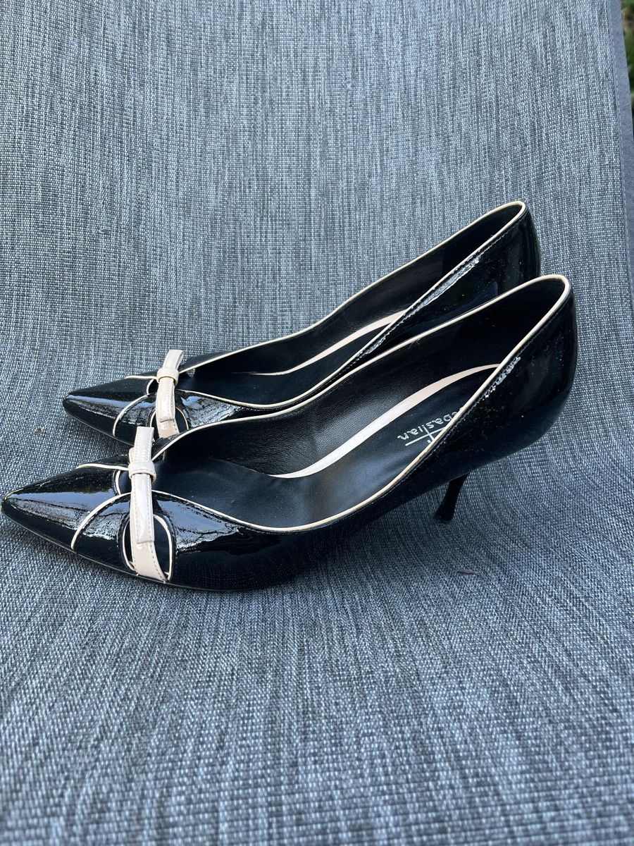 Scarpe da donna: 1 Paar Pumps, Lackleder, Gr. 39,5 – Nuovo (secondo la descrizione) da Zürich venduto da Jeniffer1