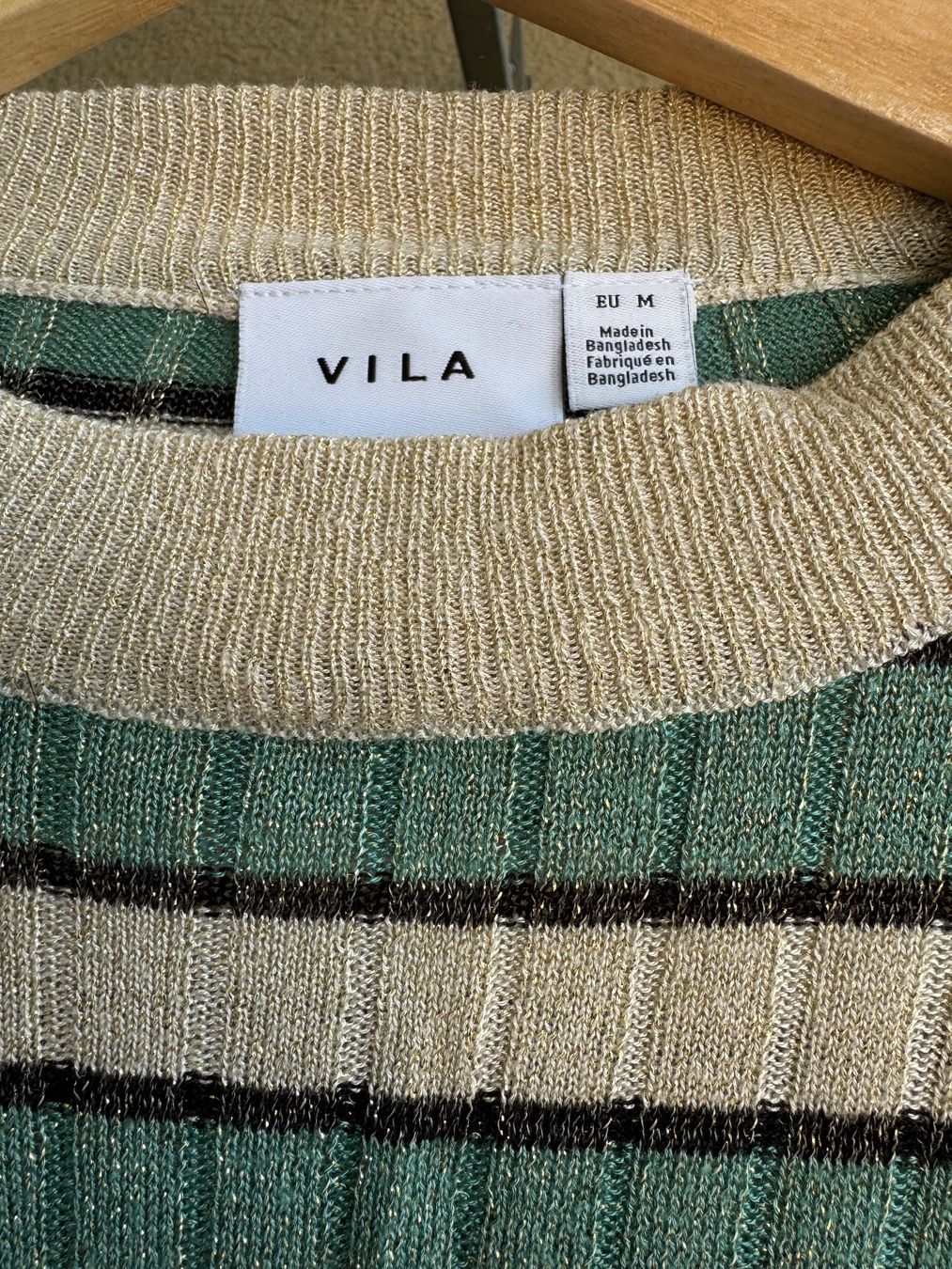 Vila Pullover & Sweatshirts: Vila Pulli Gr. M mit Glitzer – Gebraucht aus Thun von Iriska77 1
