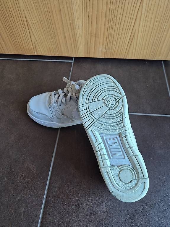 Scarpe da uomo: Nike Sneaker Full Force – Usato da Sörenberg venduto da scr2701 1