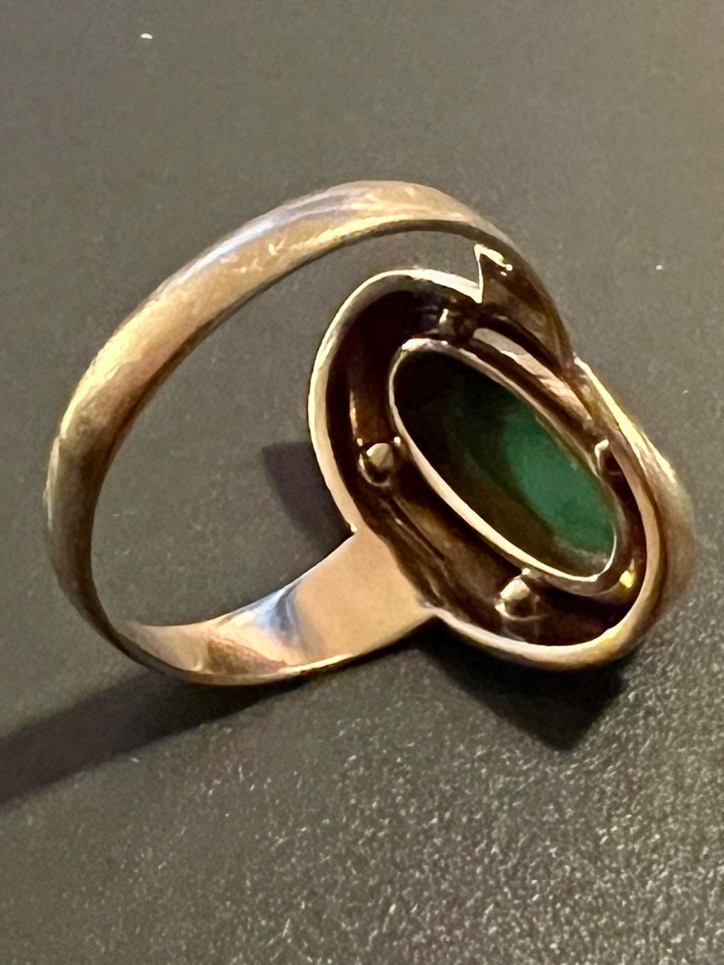 Anelli: Gold-Ring 9K mit grünem Stein – Usato da Chur venduto da Penting1935 5