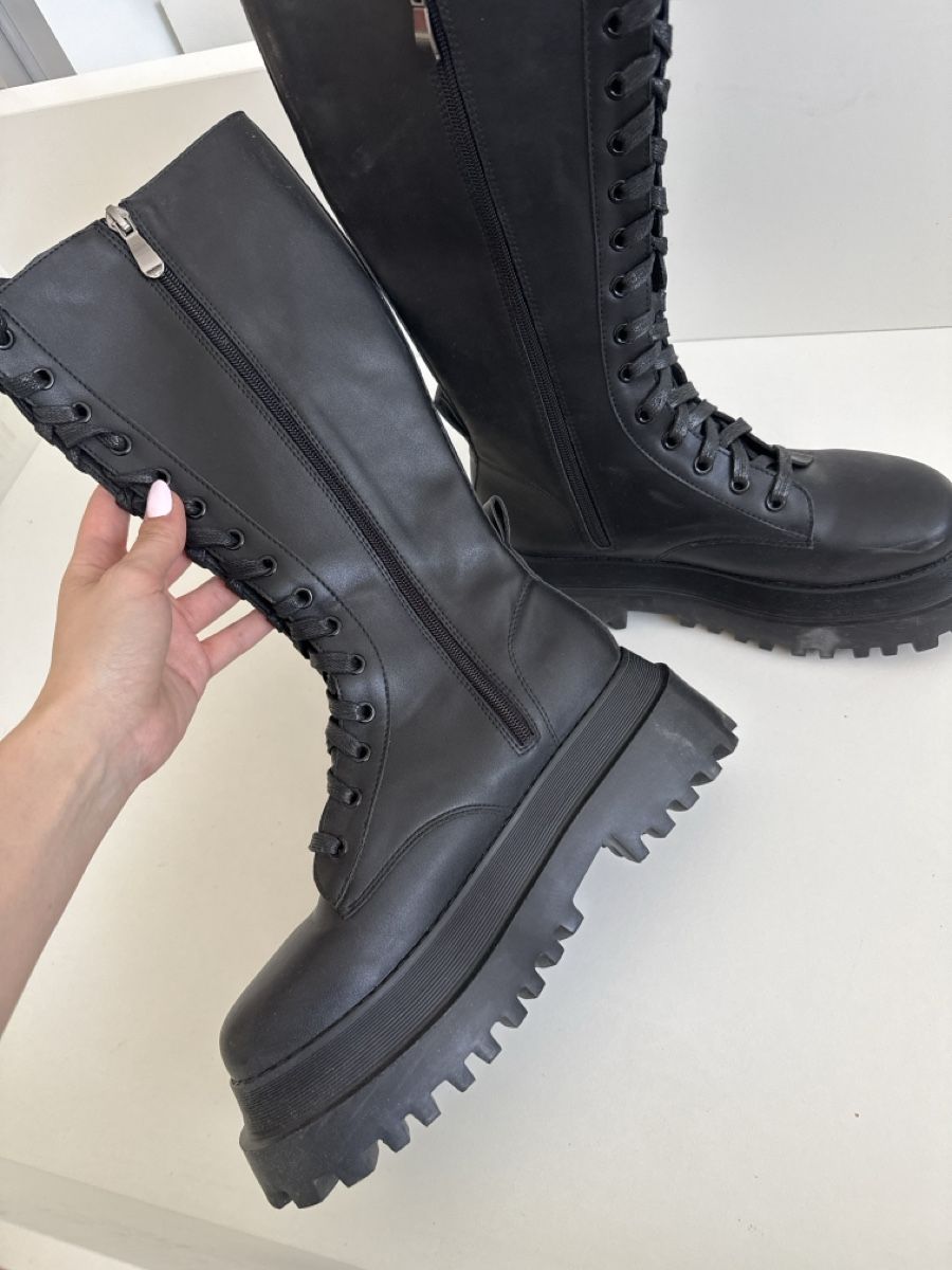 Scarpe da donna: Boots mit Plateausohle, Gr. 38 – Usato da Dübendorf venduto da RPU97 1