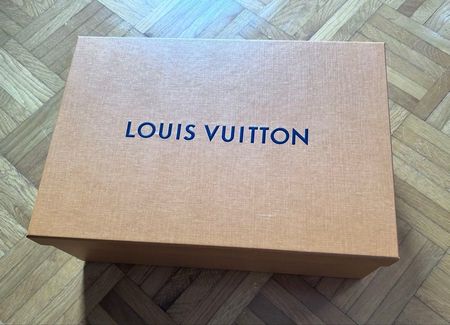Box Louis Vuitton