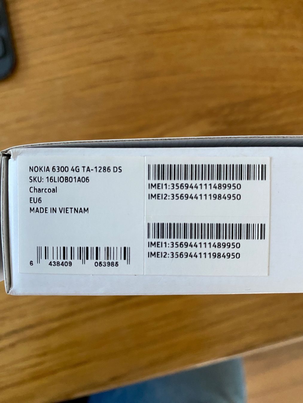 Nokia Handys / Smartphones: Nokia 6300 4G – Neu und originalverpackt aus Ittigen von  3