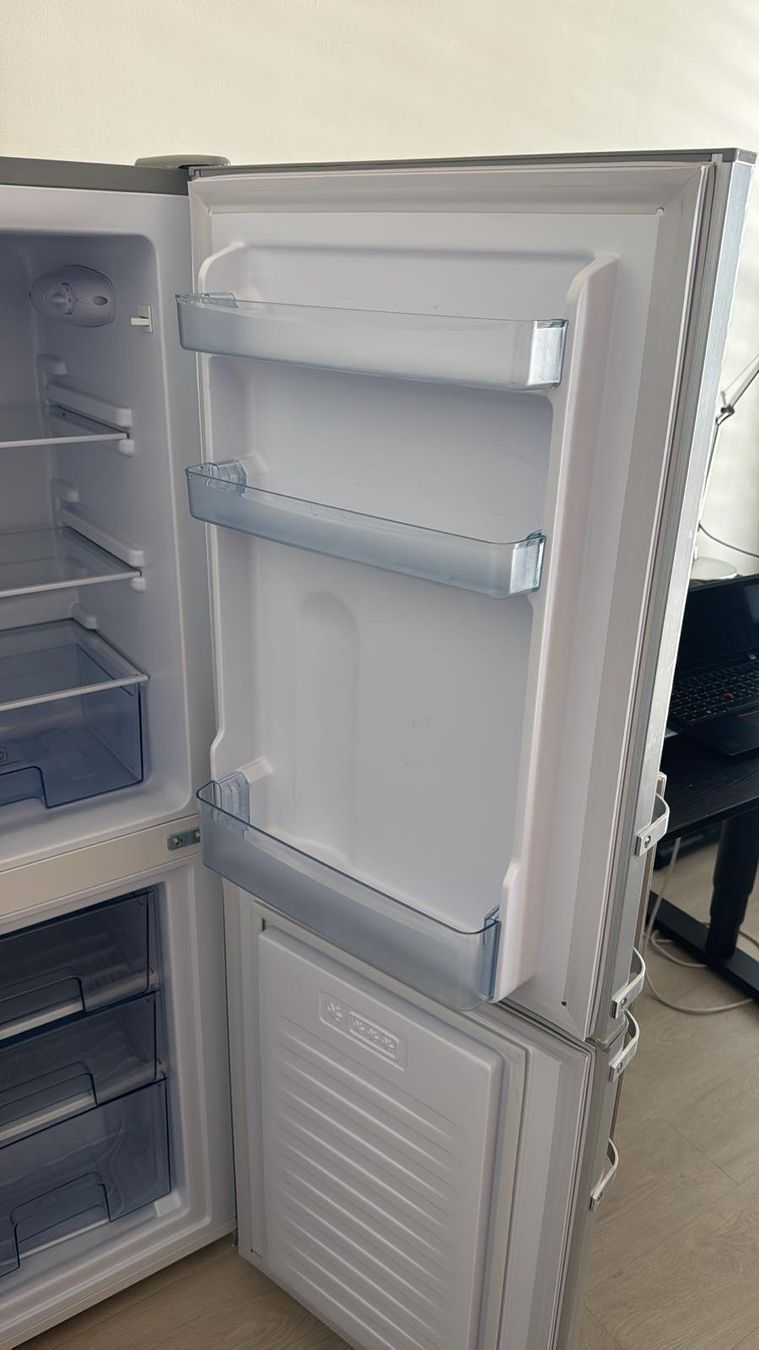 Kühlschrank: Kühl-/Gefrierkombination – Gebraucht aus Altendorf von Seller24 1