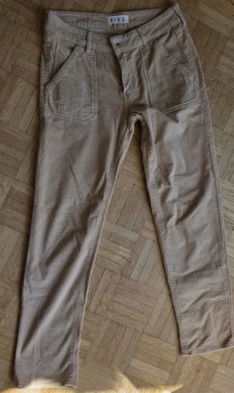 Hosen: pantalon beige Taille 36/38 – Gebraucht aus Yverdon-les-Bains von van_dq65 2
