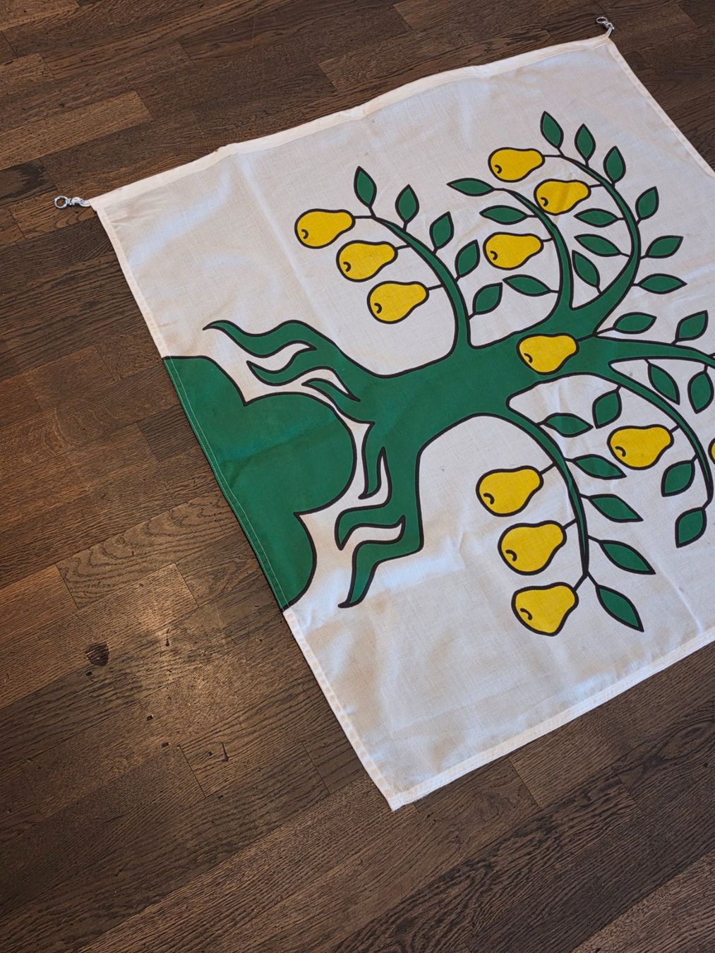 Fahnen: Fahne Oberwil-Lieli AG - Gemeindewappen Birnbaum - Textil – Gebraucht aus Birr von DisDas 2