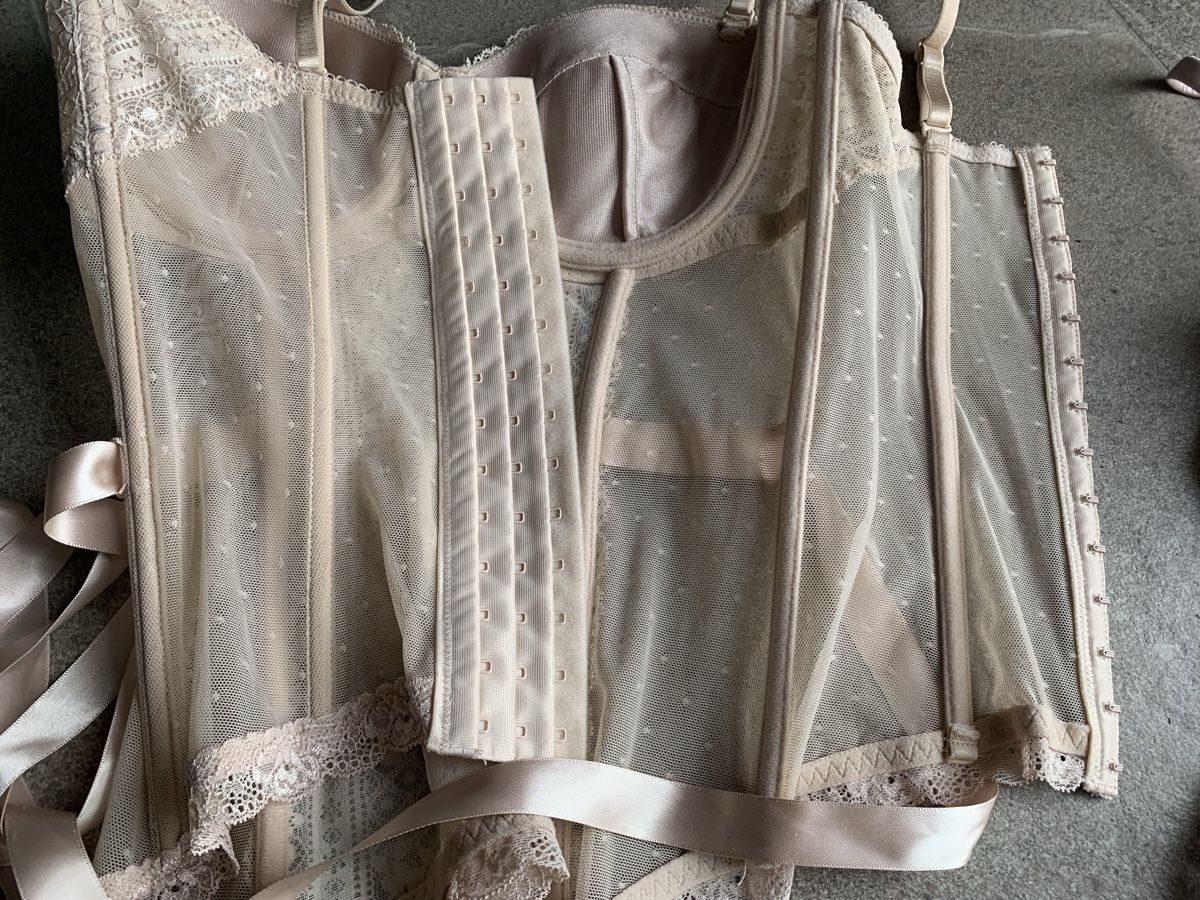 Altra biancheria intima: 3 er Set Spitzen- Corsage & Body Gr. 80C – Usato da Bühler venduto da Princess2016 4