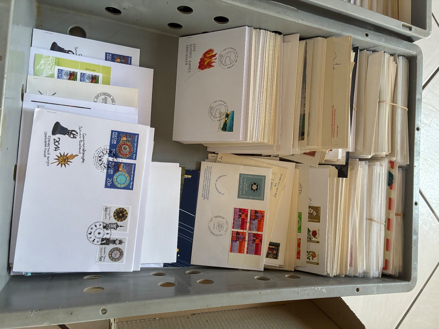Alle Briefmarken: Lot  1500 FDC – Gebraucht aus Rovray von Ganderch 1