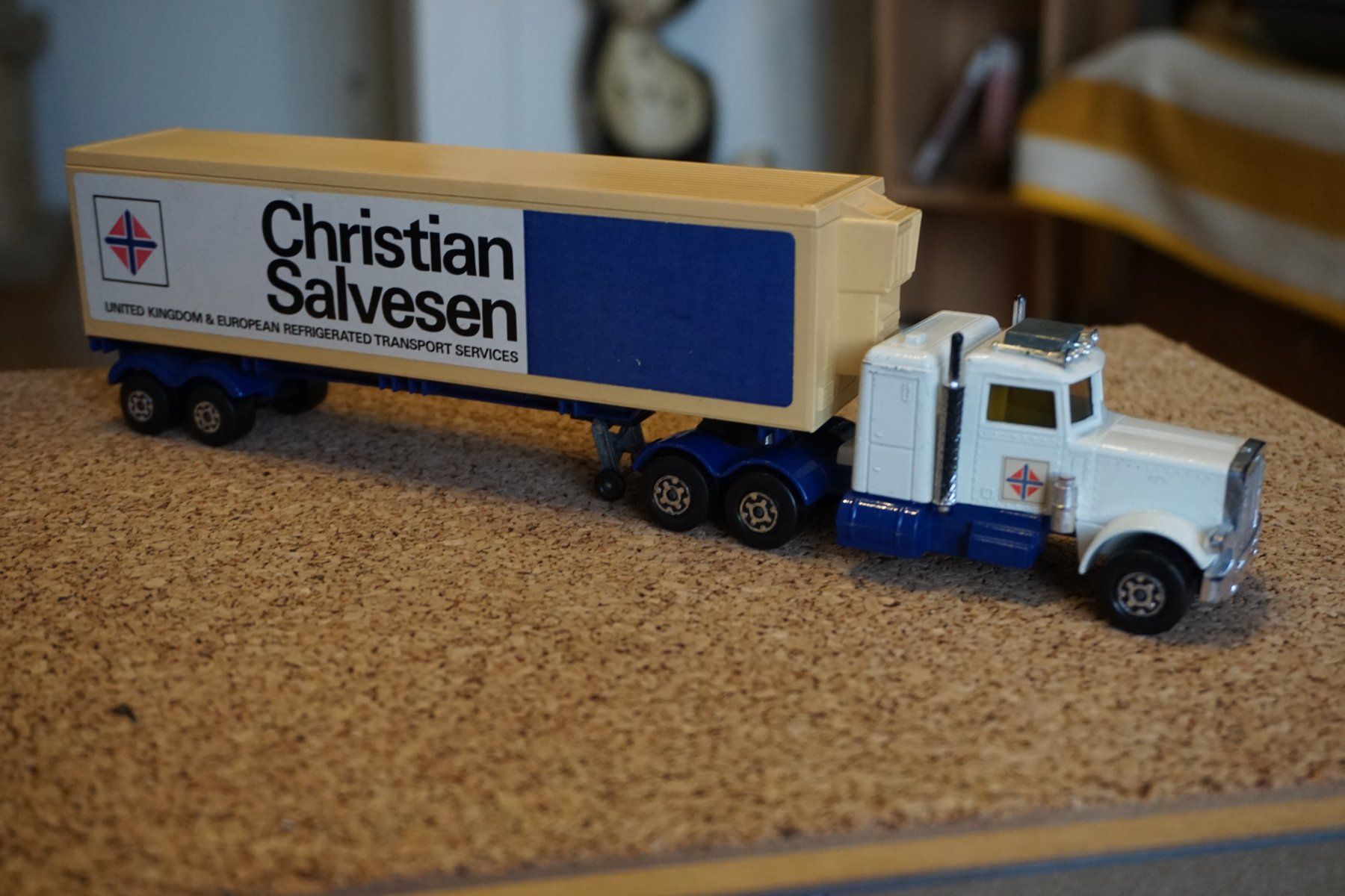 Matchbox Modellini d'auto: Matchbox SK Peterbilt Satelschlepper COOL !!!!!!!!!!!!!!! – Usato da Reiden venduto da Doppeldecker69